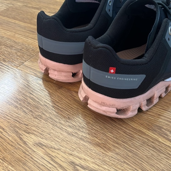 On Cloudflow size 8.5 - Picture 4 of 7